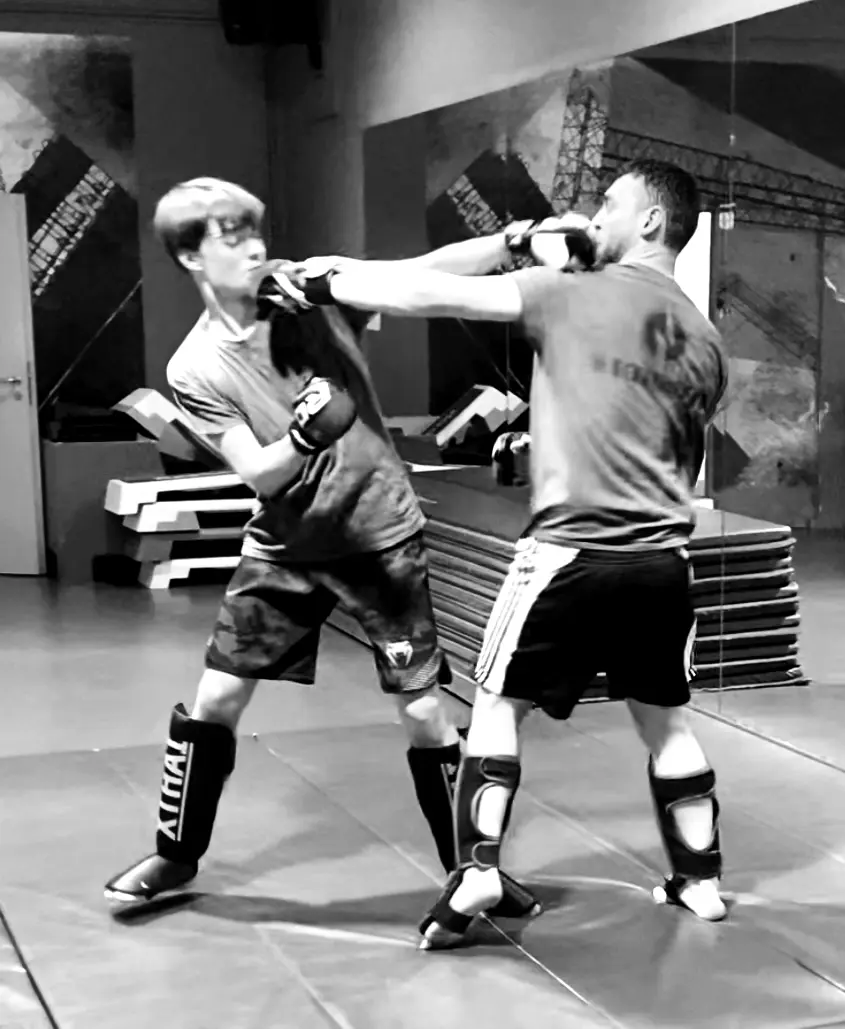 Entraînement adultes de Krav Maga au KMXP QG