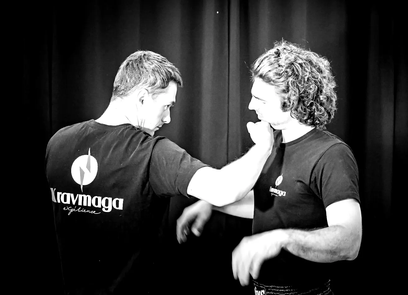 Entraînement adultes de Krav Maga au KMXP QG