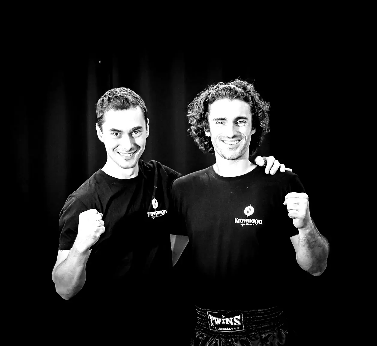Photo de groupe du club Krav Maga Experience