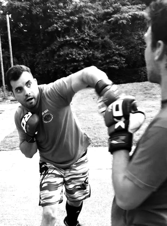 Entraînement adultes de Krav Maga au KMXP QG